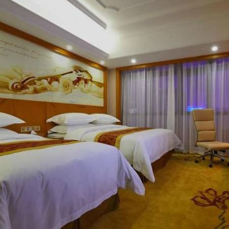 Venus International Hotel Shanghai South Shenjiang Road Екстериор снимка