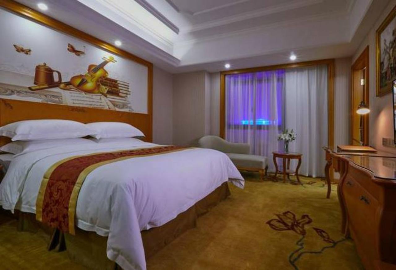 Venus International Hotel Shanghai South Shenjiang Road Екстериор снимка